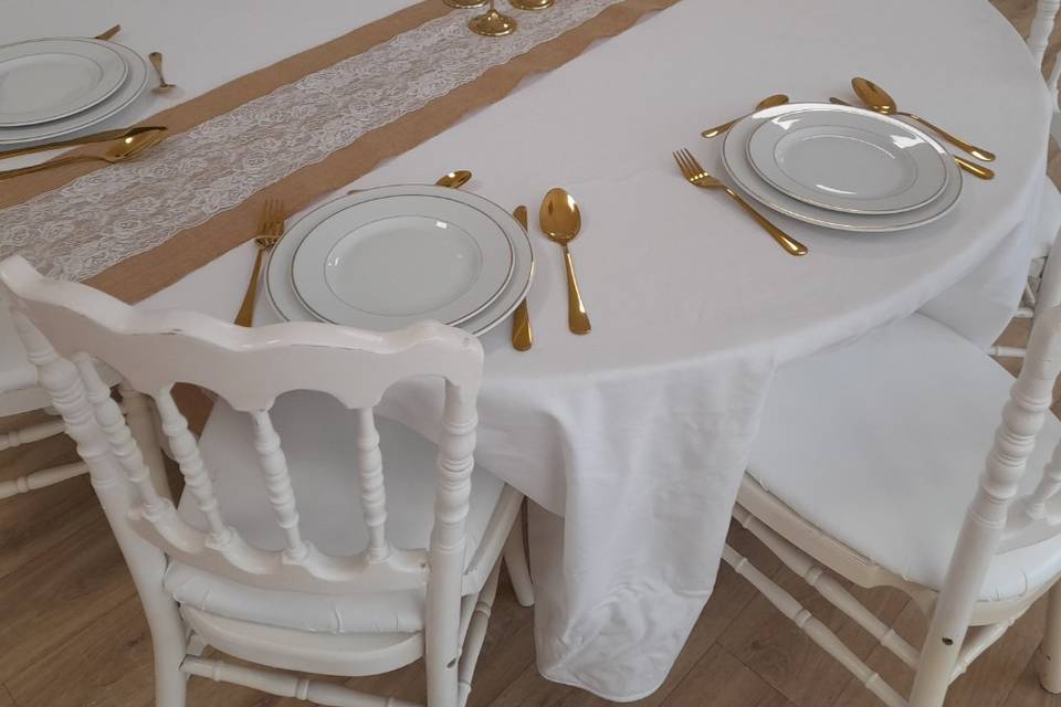 Table et vaisselle