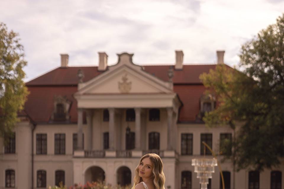 MONICA LORETTI