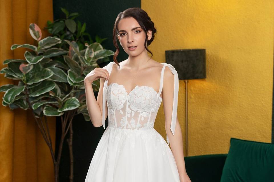 DREW en tulle existe en satin