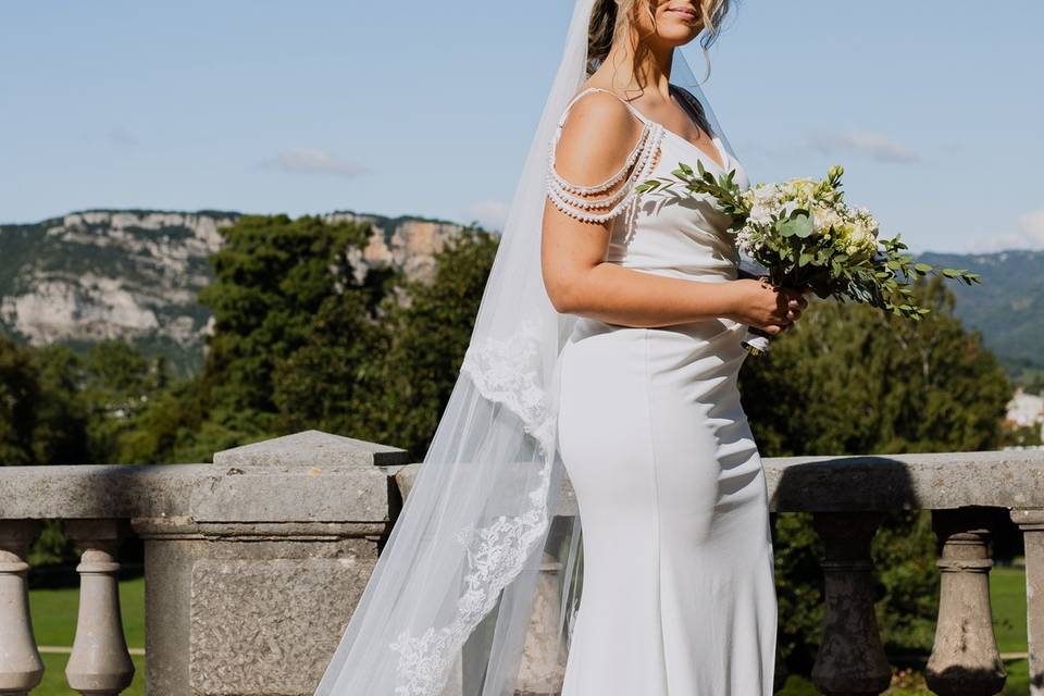 Robe et voile de mariée