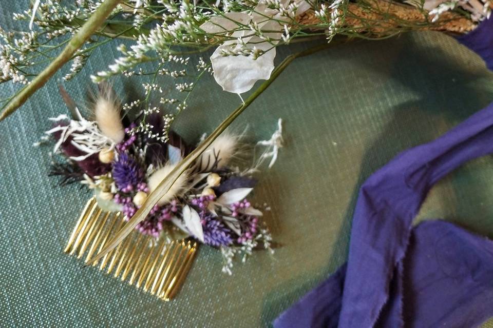 Bouquet et barrette de mariée
