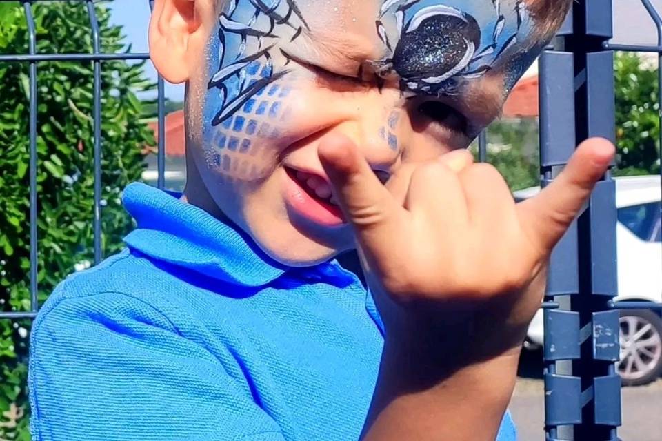 Facepainting kid