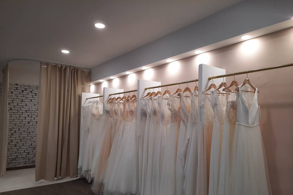 Magasin de robes de mariée