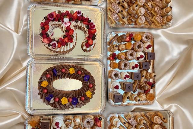 Number cake, mignardises