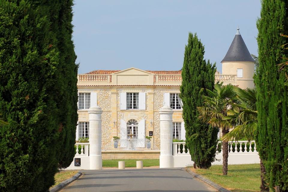 Façade château