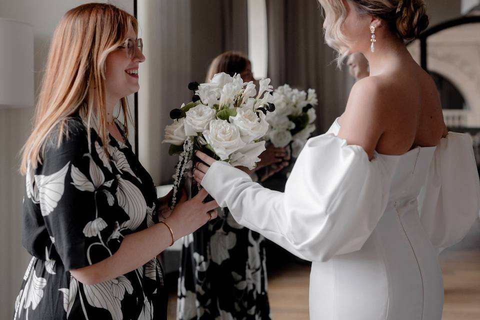 Maia et son bouquet