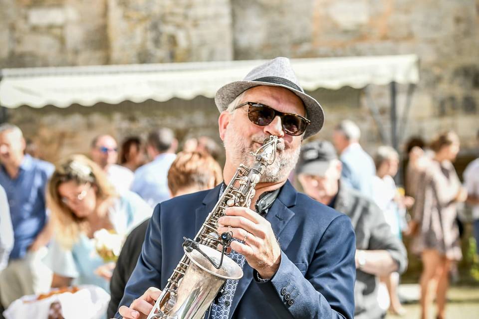 Saxophone cover