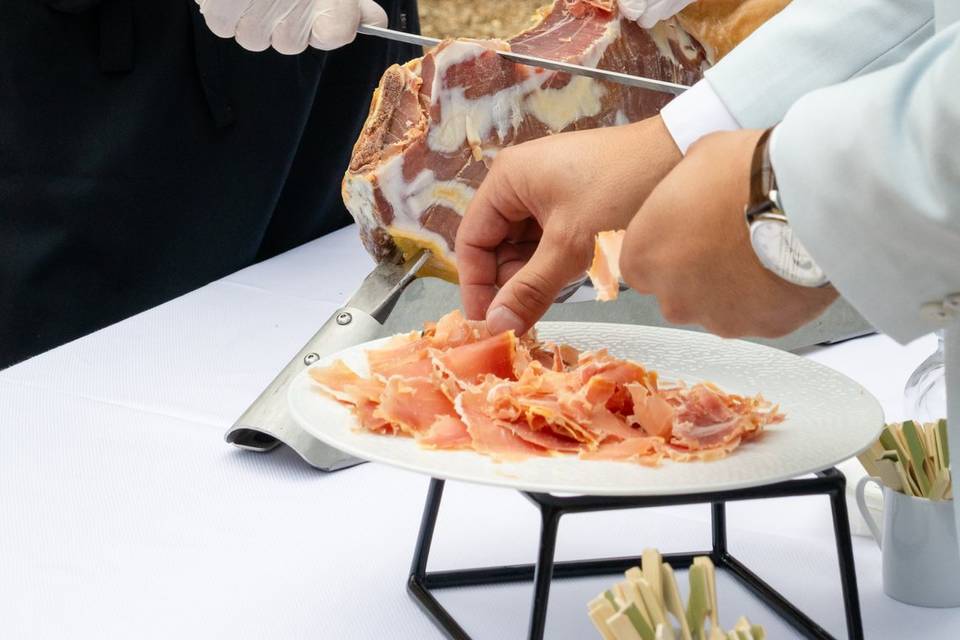 PHOTO VERTICALE_ COUPE DE JAMBON
