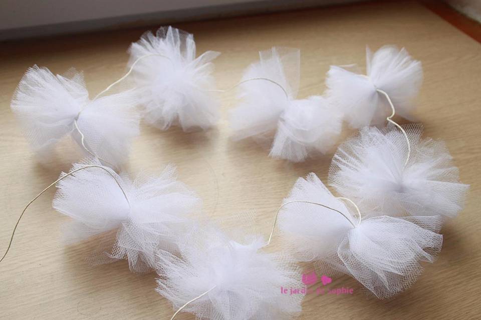 Guirlande pompon tulle