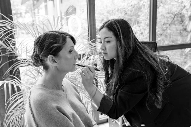 Elyna Makeup Beauty