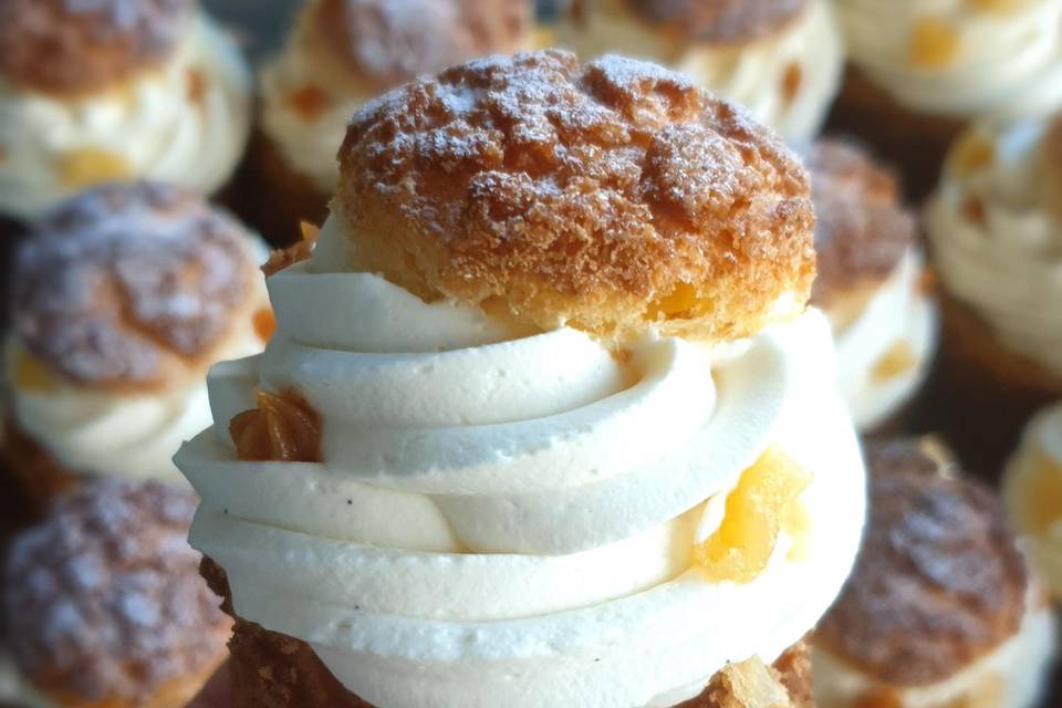 Choux pomme caramel