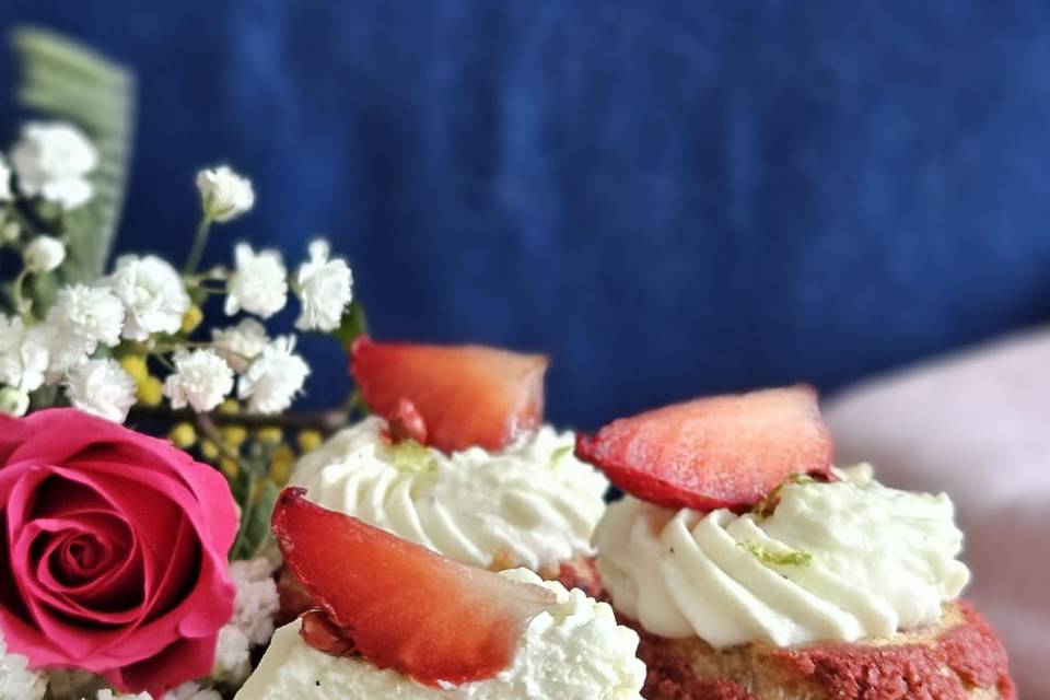 Choux garnis fraise