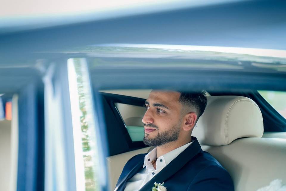 Le marié dans la Rolls Royce