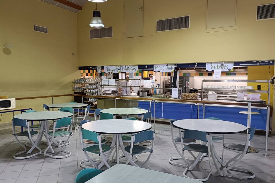 Salle restauration 2