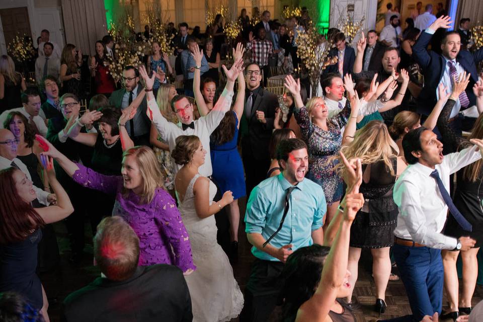 Mariage var dj Éric Anime