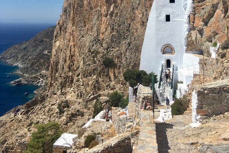 Monastère à Amorgos en Grèce