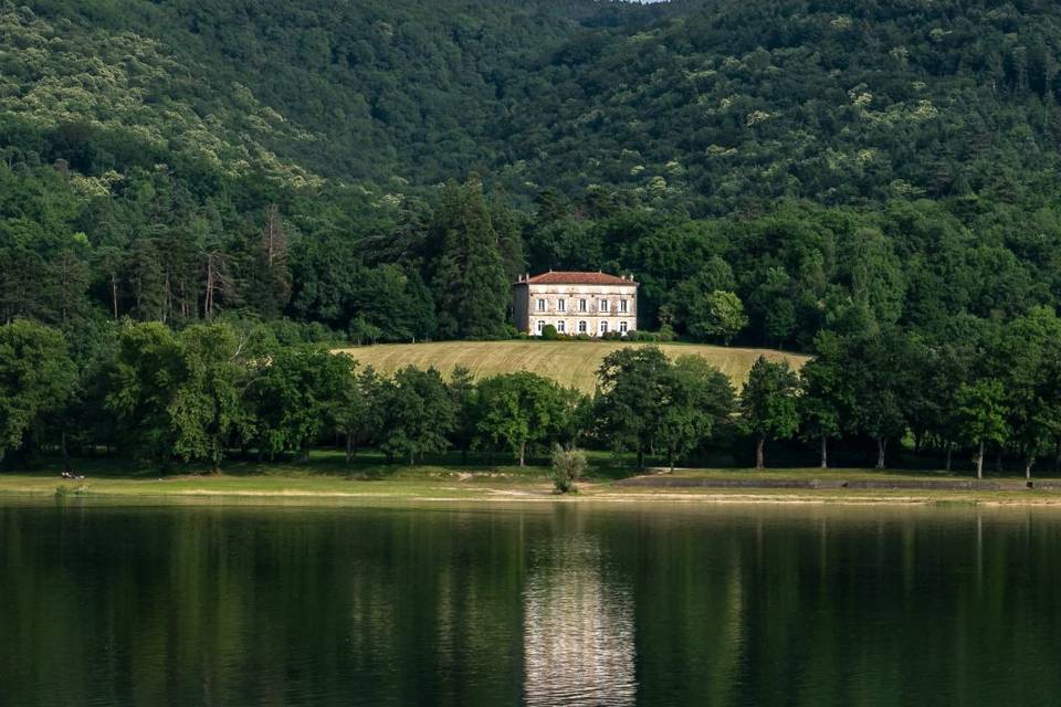 Romantic French Château by the Lake
