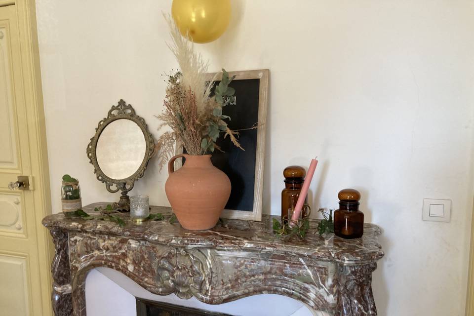 Poterie et miroir