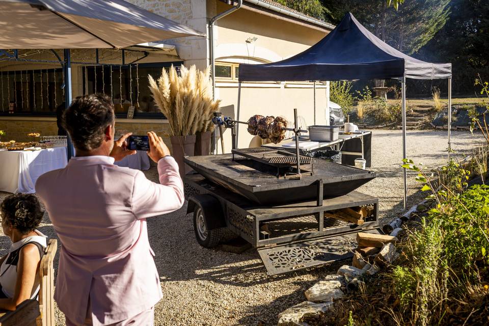 Barbecue en préparation