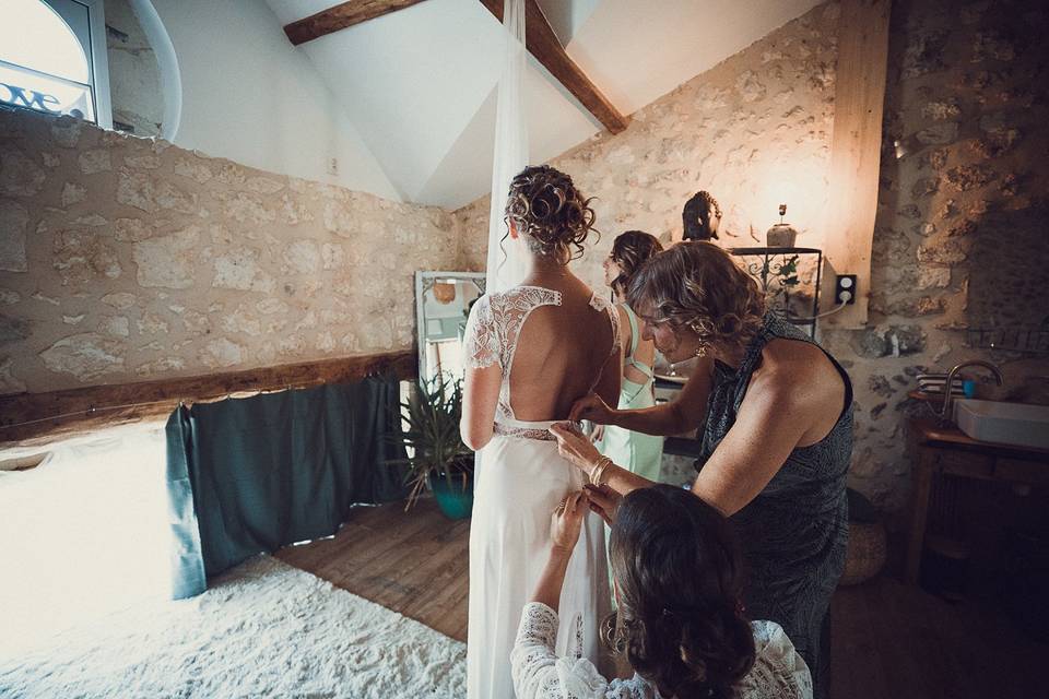 Préparatif de la mariée