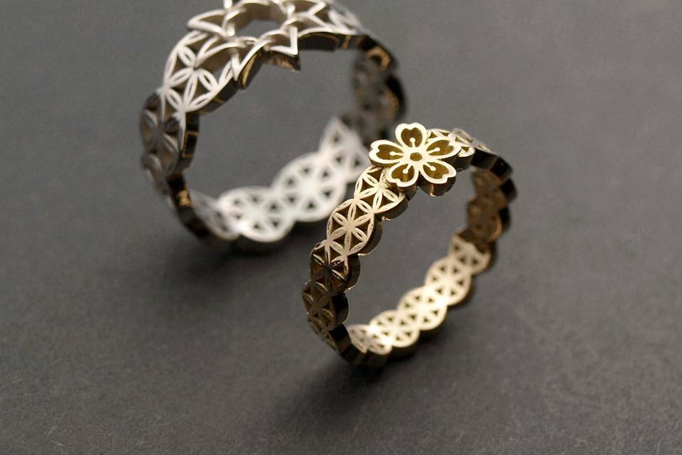 Alliance fleurs de vie en or