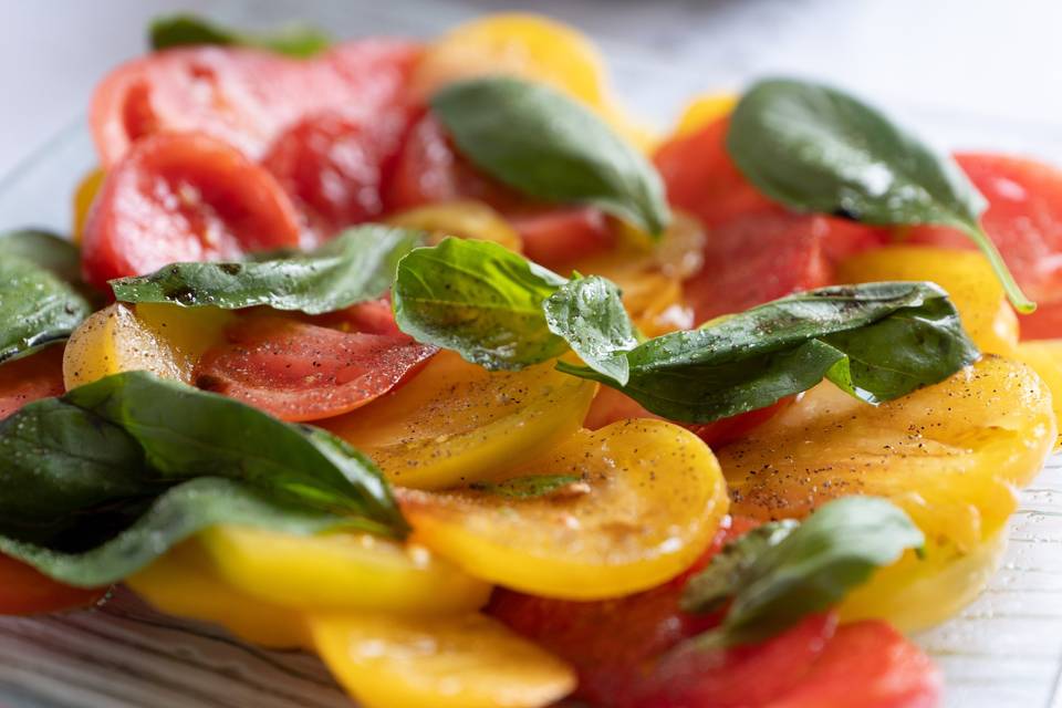 Tomates coeur de boeuf basilic