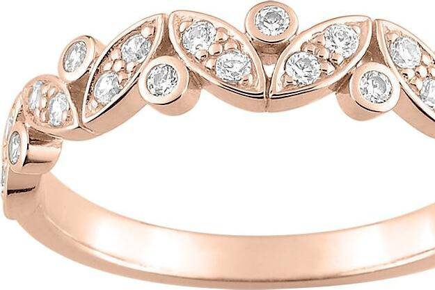 Alliance or rose et diamants