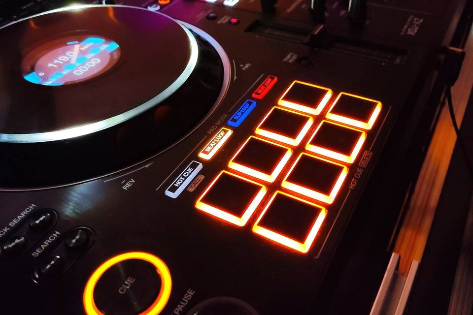 Platine DJ mariage