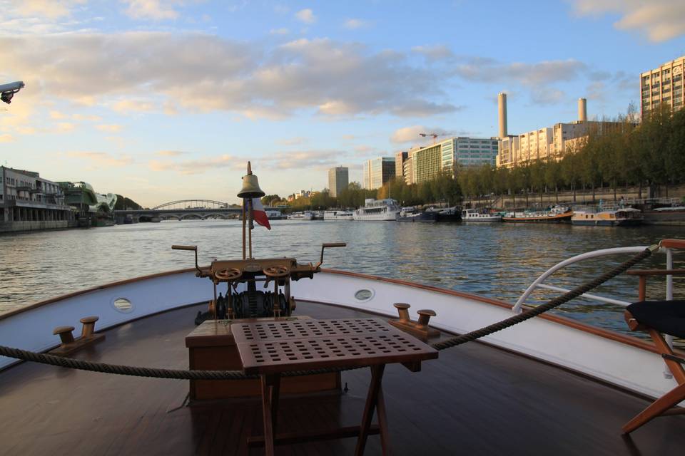 Yacht-En-Seine