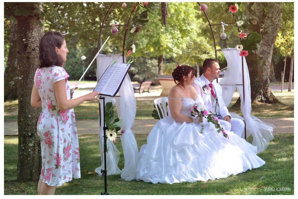 Mariage au bord d'un lac