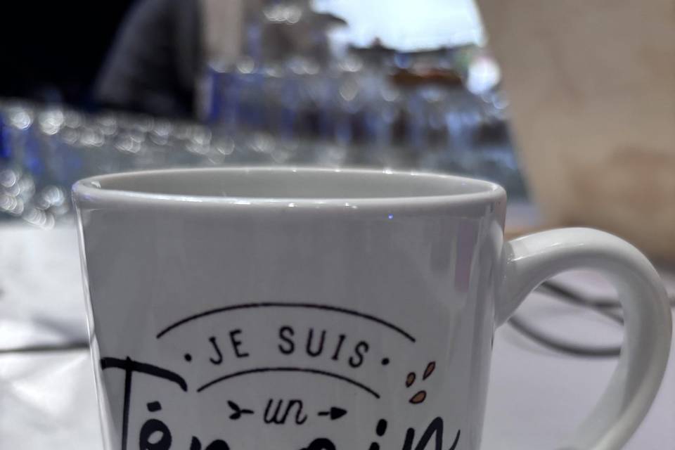 Mug temoin