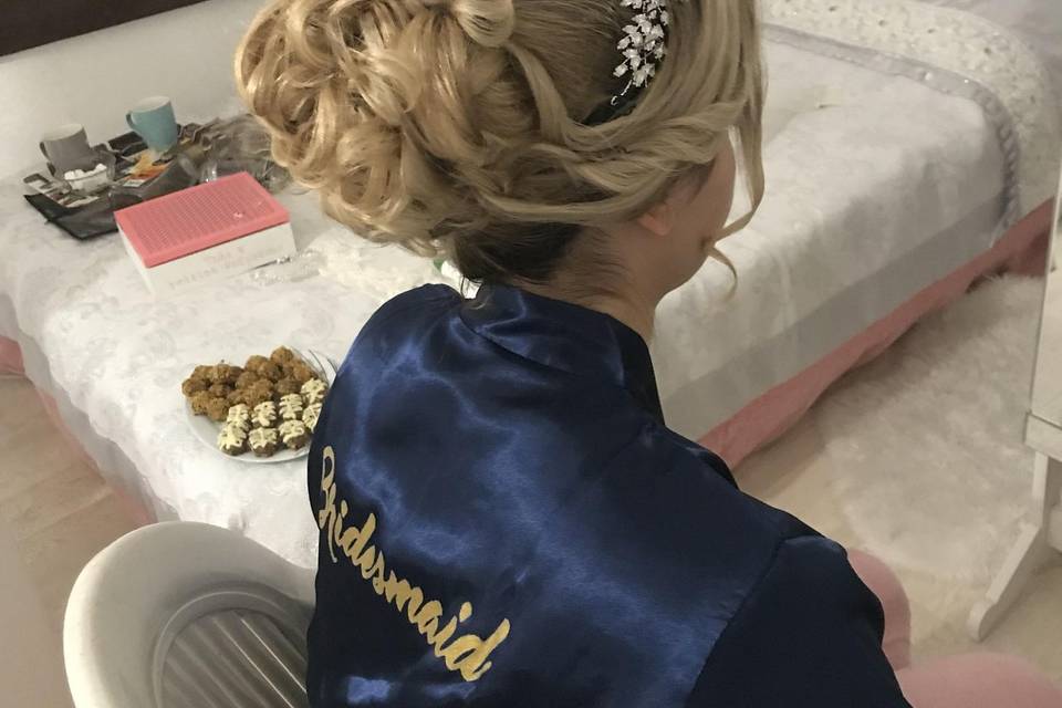 Chignon invitée