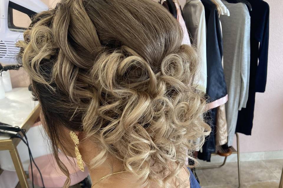 Chignon invitée