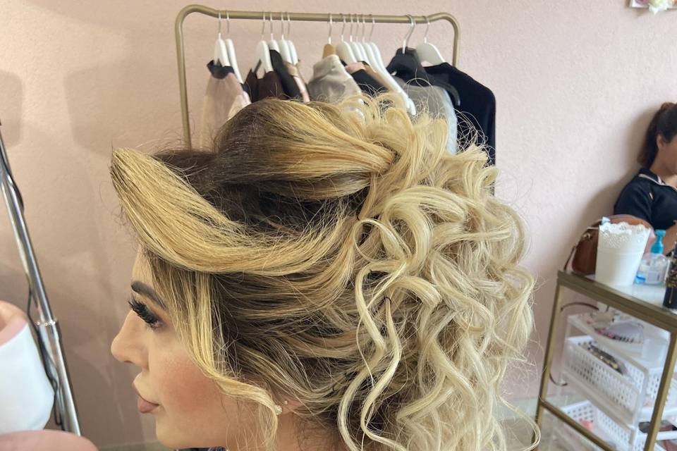 Chignon invitée