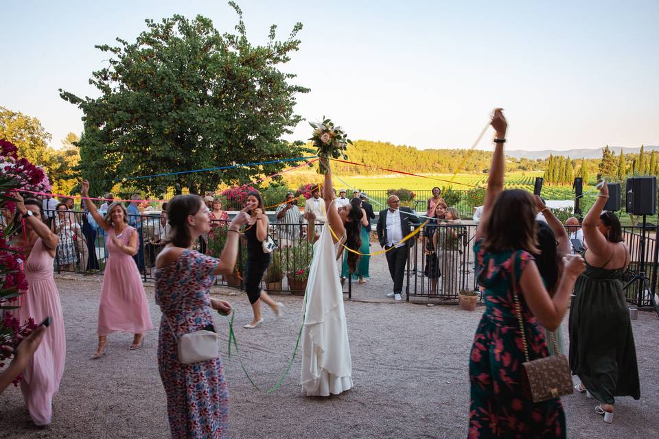 Jeu du ruban / Bouquet mariée