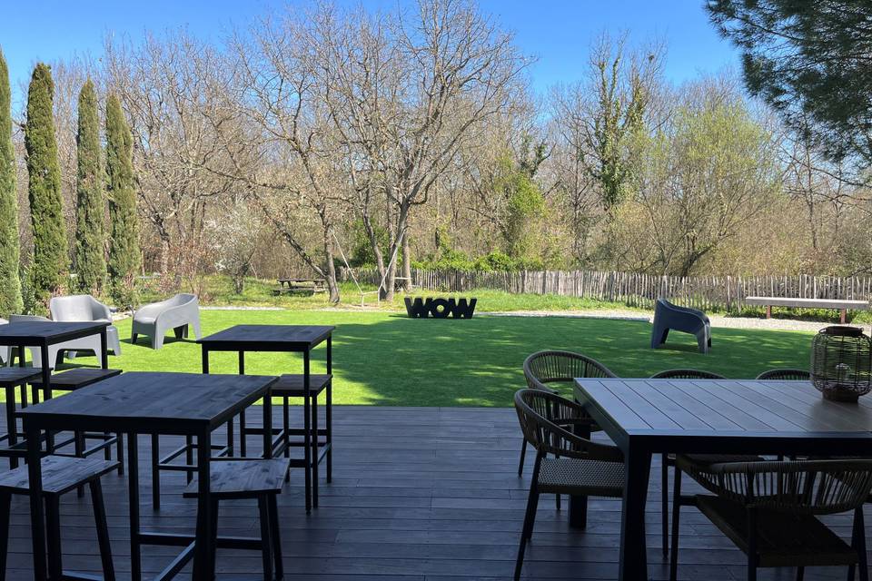 Vue de la salle sur le jardin