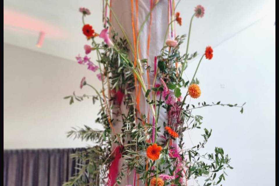 Décoration des poteaux salle