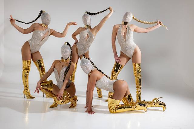 Les Femmes