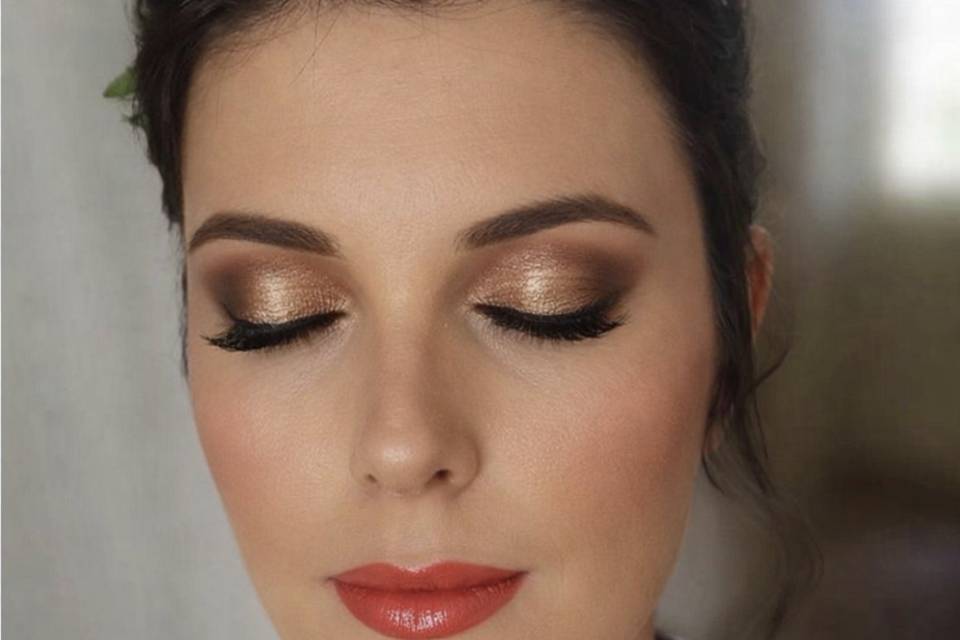Eva-Hiné