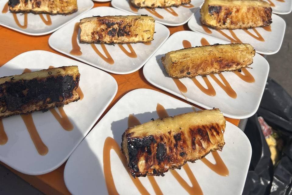 Ananas roti & flambé au rhum