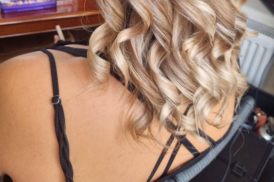 Eva-Hiné