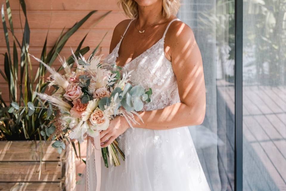 Eva-Hiné