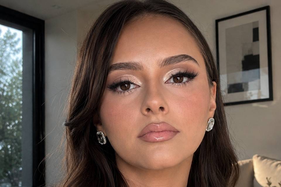 Eva-Hiné