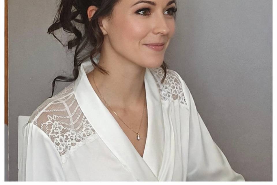 Eva-Hiné