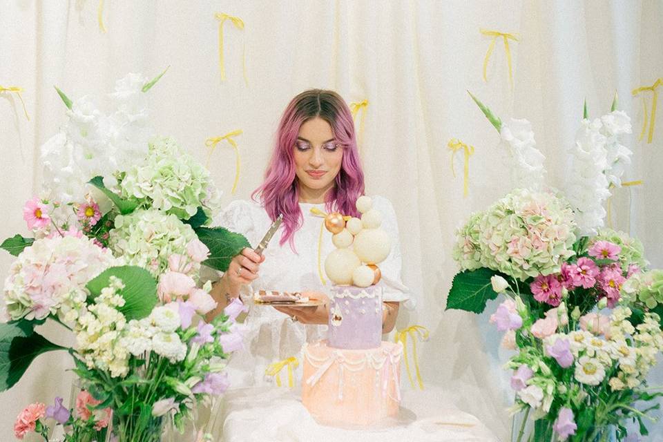 Composition wedding cake
