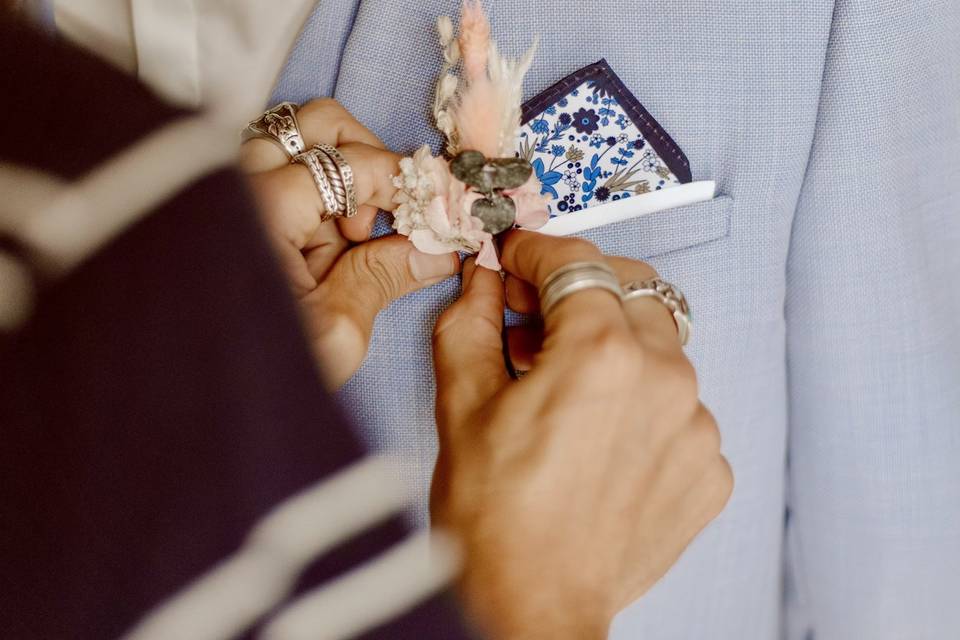 Boutonnière fleurs séchées