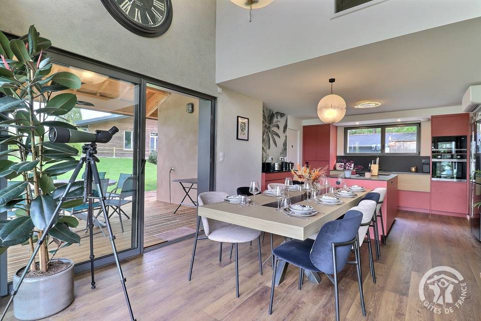 Maison des mariés, 9 pers