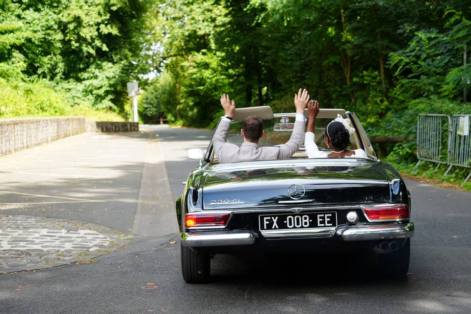 Voiture Mariés