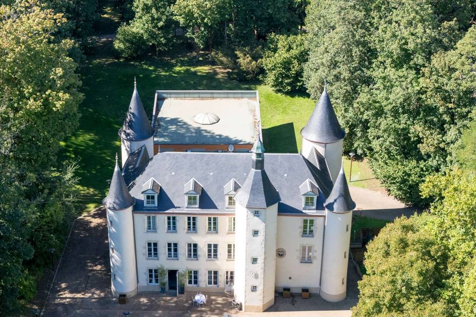 Le château et sa salle