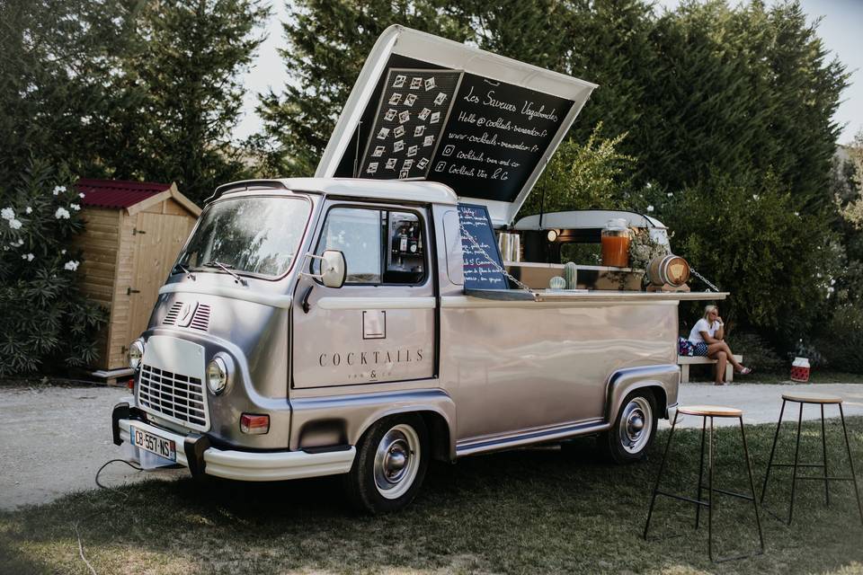 Cocktails truck